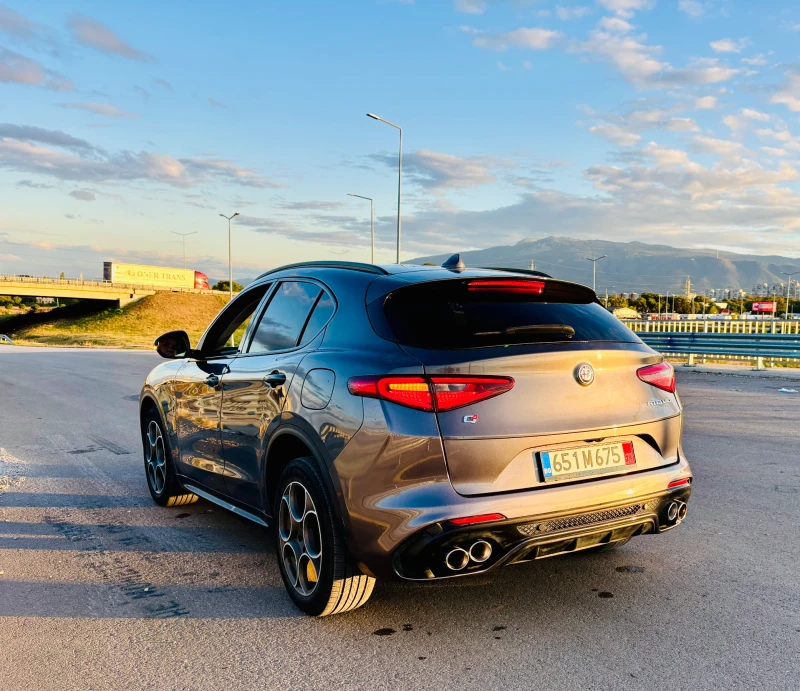 Alfa Romeo Stelvio 2.0 Q4 Ti Sport AWD, снимка 1 - Автомобили и джипове - 47261726