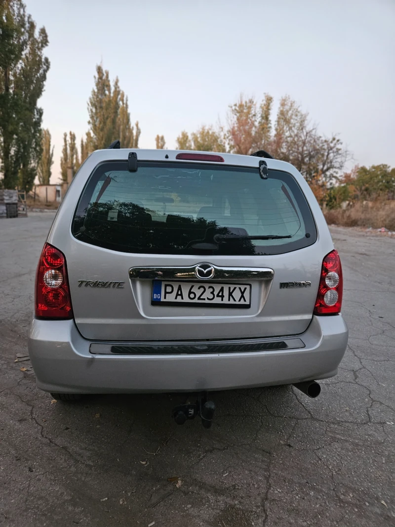 Mazda Tribute, снимка 6 - Автомобили и джипове - 47720657