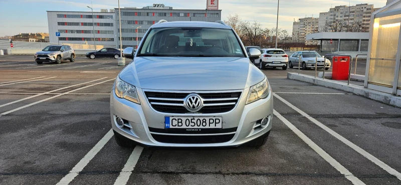 VW Tiguan 2.0TDI, снимка 1 - Автомобили и джипове - 48491433