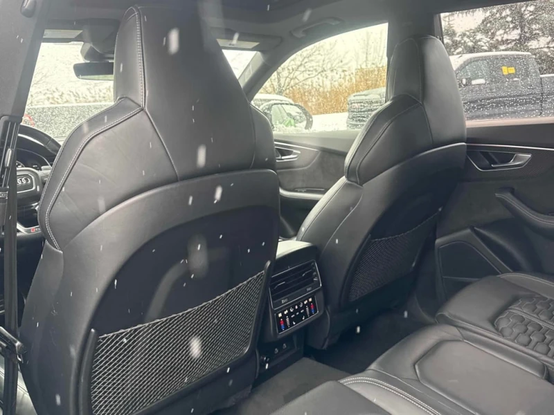 Audi RSQ8 * 4.0 TFSI quattro * CARFAX * ЦЕНА ДО БГ, снимка 11 - Автомобили и джипове - 53036174