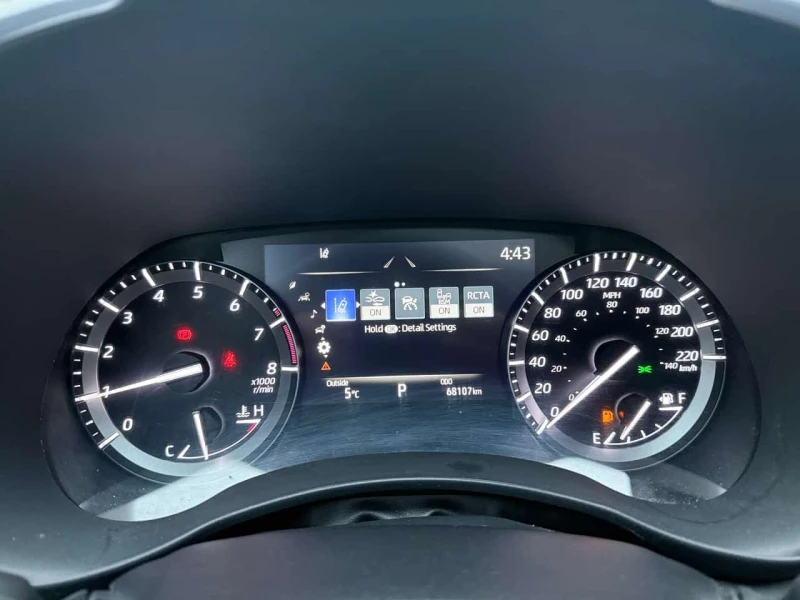 Toyota Highlander XLE * AWD * Keyless * ПОДГРЕВИ * CARFAX, снимка 8 - Автомобили и джипове - 53526919