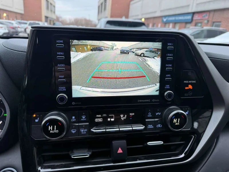 Toyota Highlander XLE * AWD * Keyless * ПОДГРЕВИ * CARFAX, снимка 7 - Автомобили и джипове - 53526919