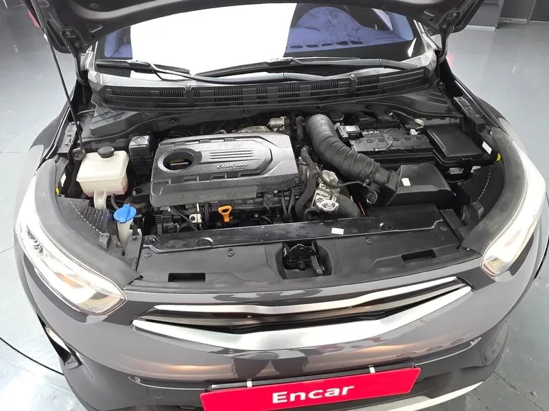 Kia Stonic Diesel 1.6 Trendy, снимка 6 - Автомобили и джипове - 56118217