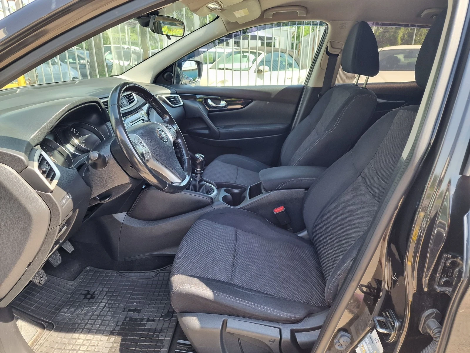 Nissan Qashqai 1.5DCI - изображение 8