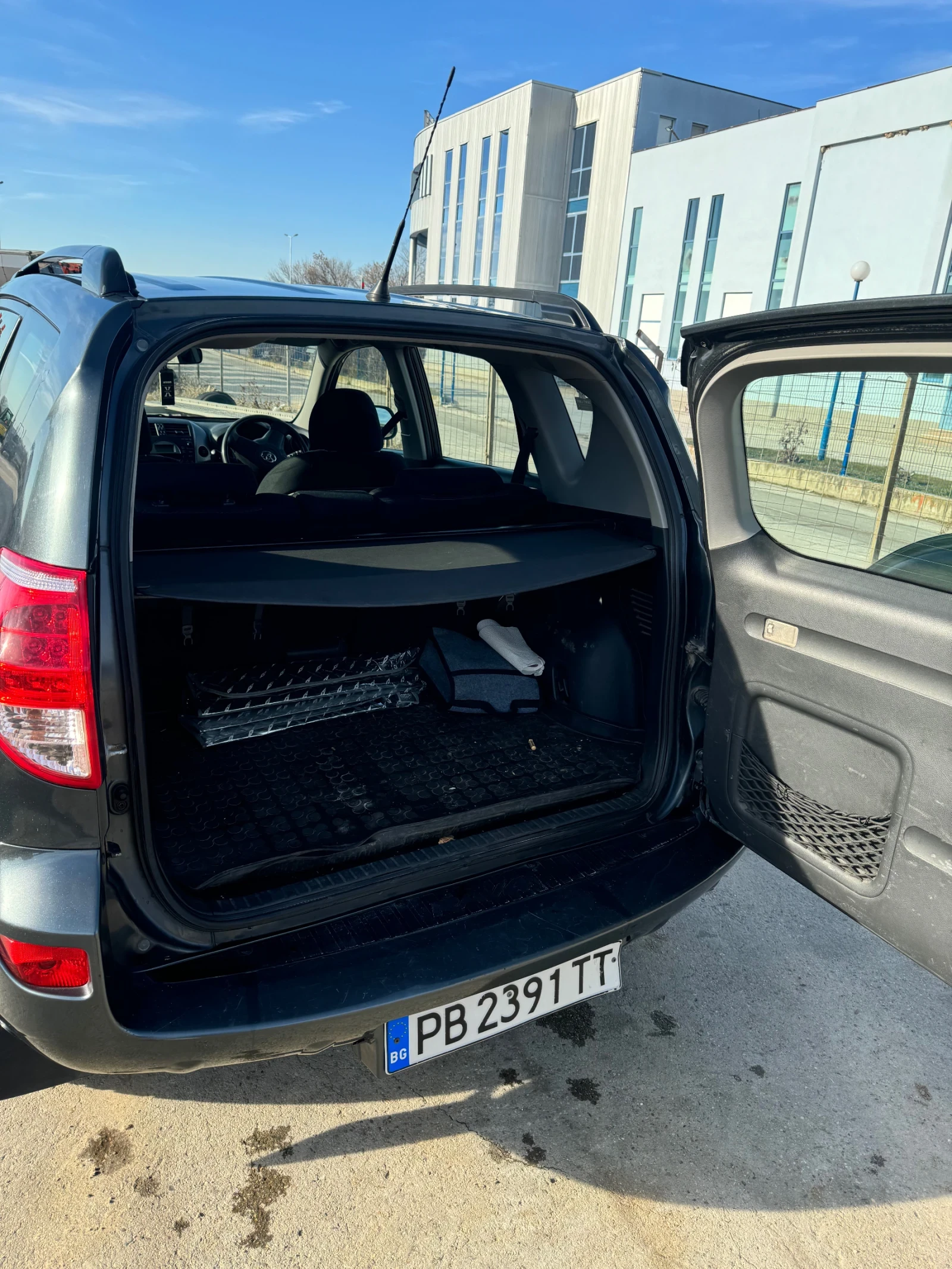 Toyota Rav4  - изображение 7