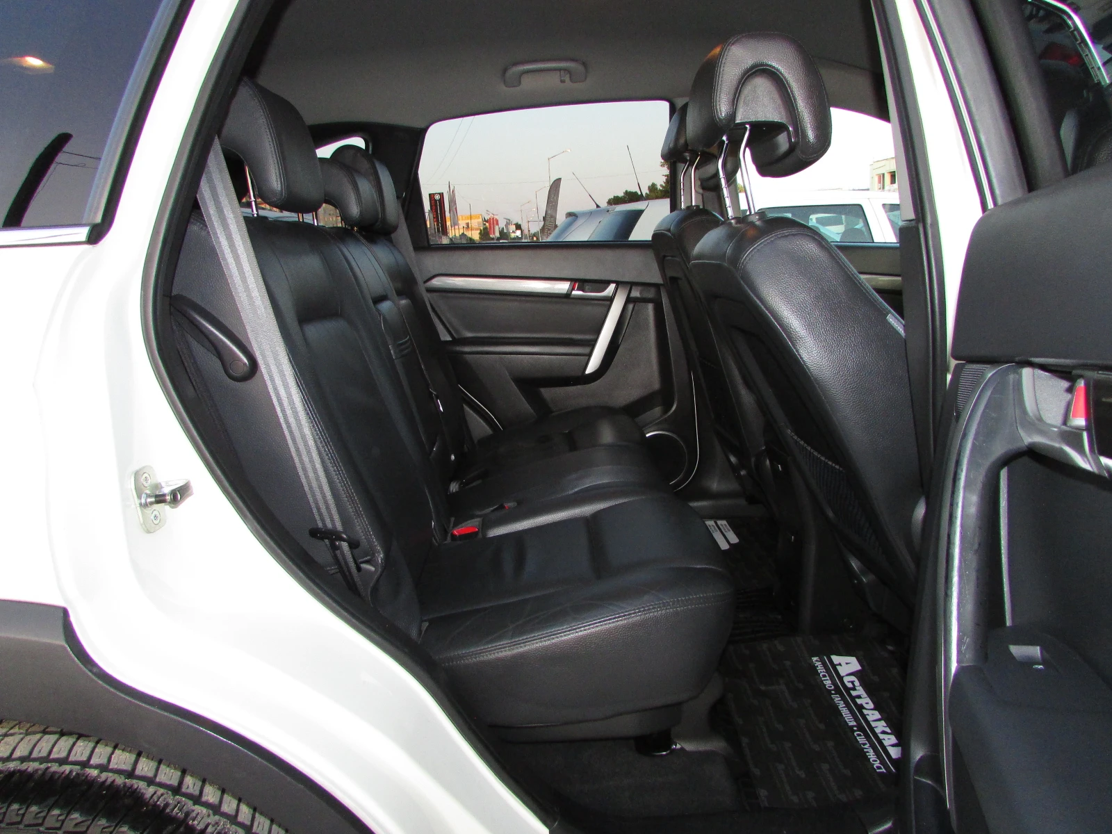 Chevrolet Captiva 2.0VCDI 4X4 7MECTA - изображение 9