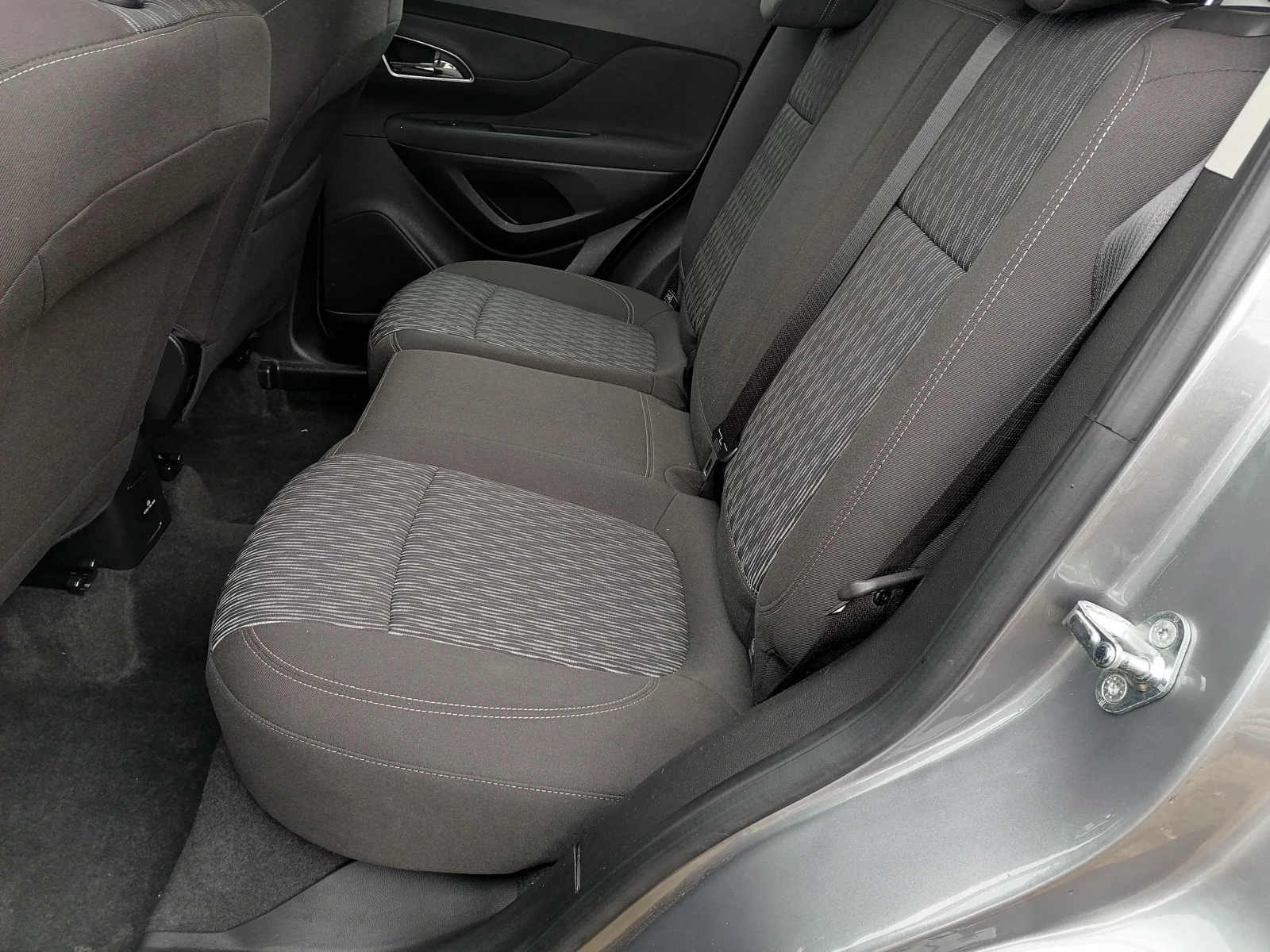 Opel Mokka 1.4i Avtomatik - изображение 9