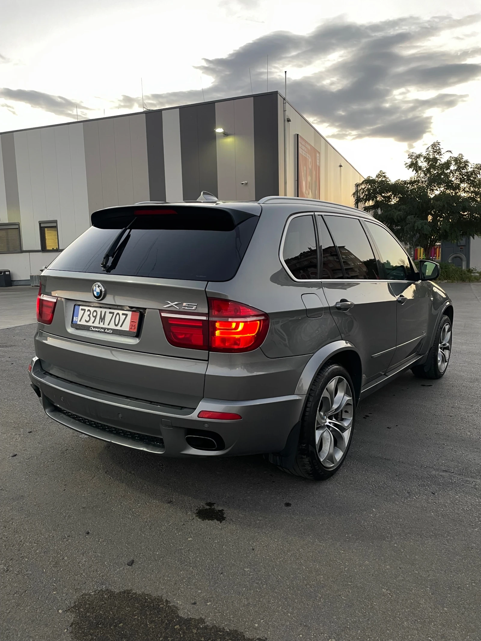 BMW X5  - изображение 7