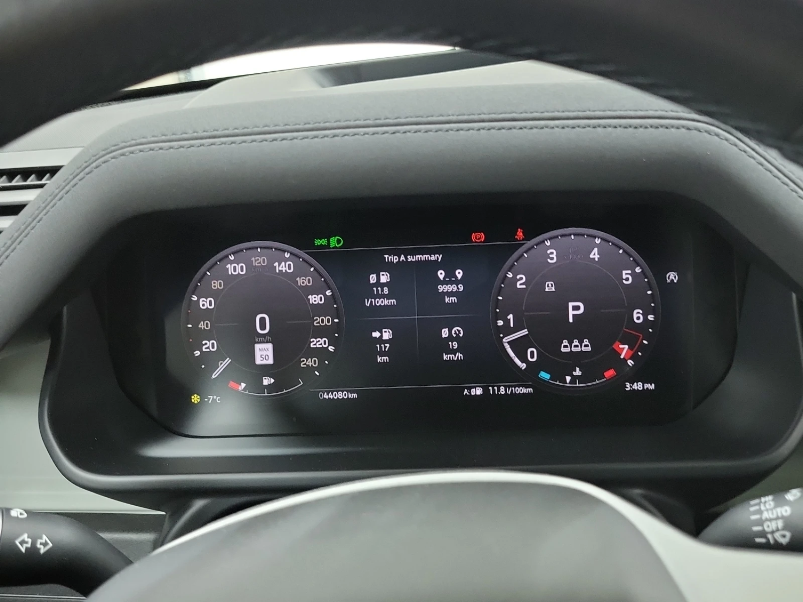 Land Rover Defender 110 X-Dynamic SE AWD - изображение 8