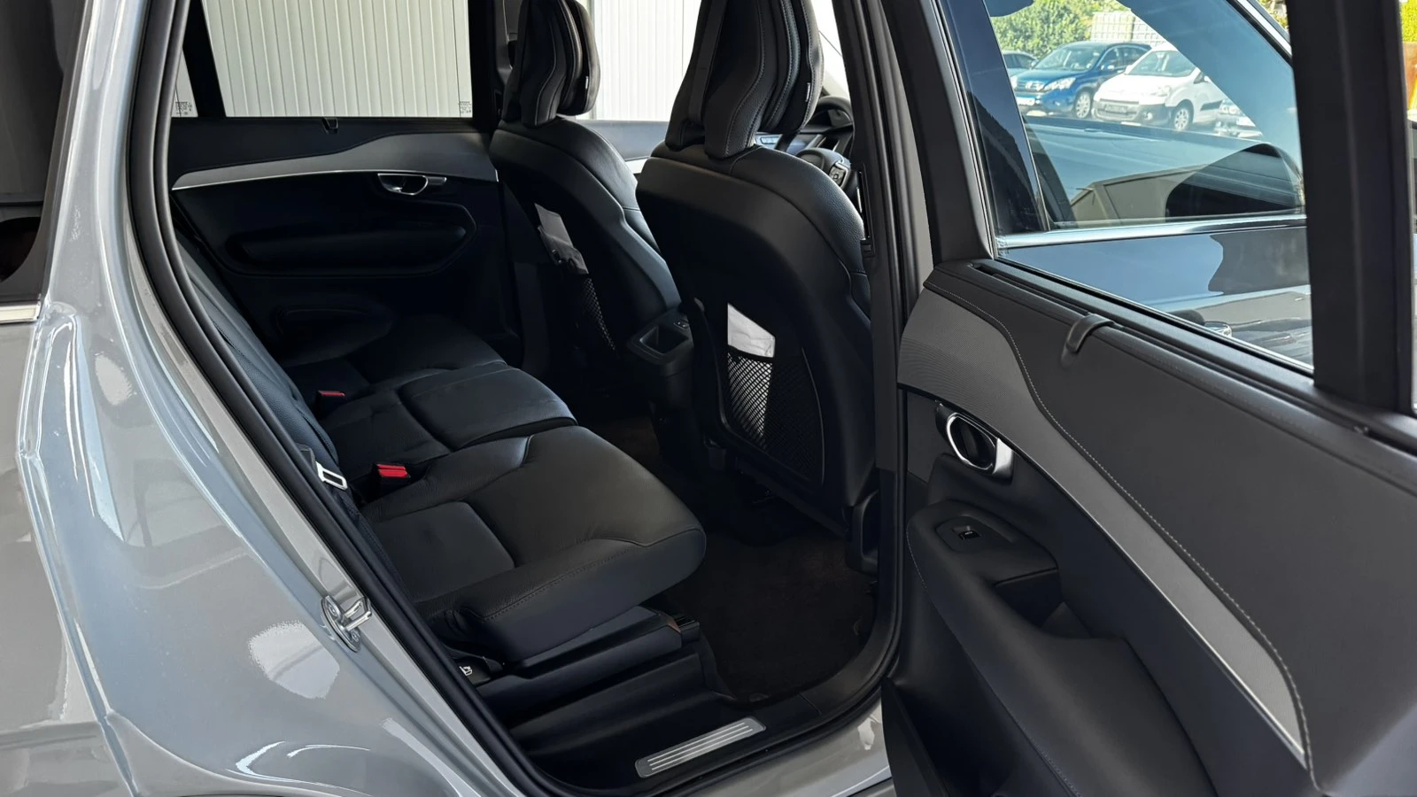 Volvo Xc90  7S PLUS BRIGHT7 B5 (P) Mild hybrid 2.0L 250hp AT8, снимка 14 - Автомобили и джипове - 55892780