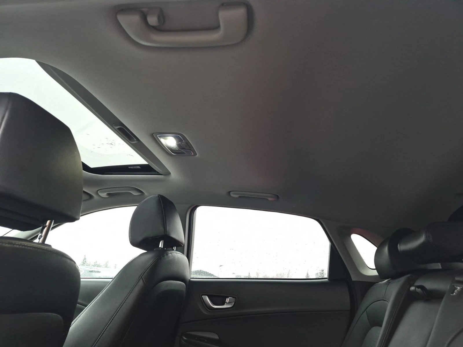 Hyundai Kona 4D UTILITY | ULTIMATE АВТО КРЕДИТ, снимка 14 - Автомобили и джипове - 53950072