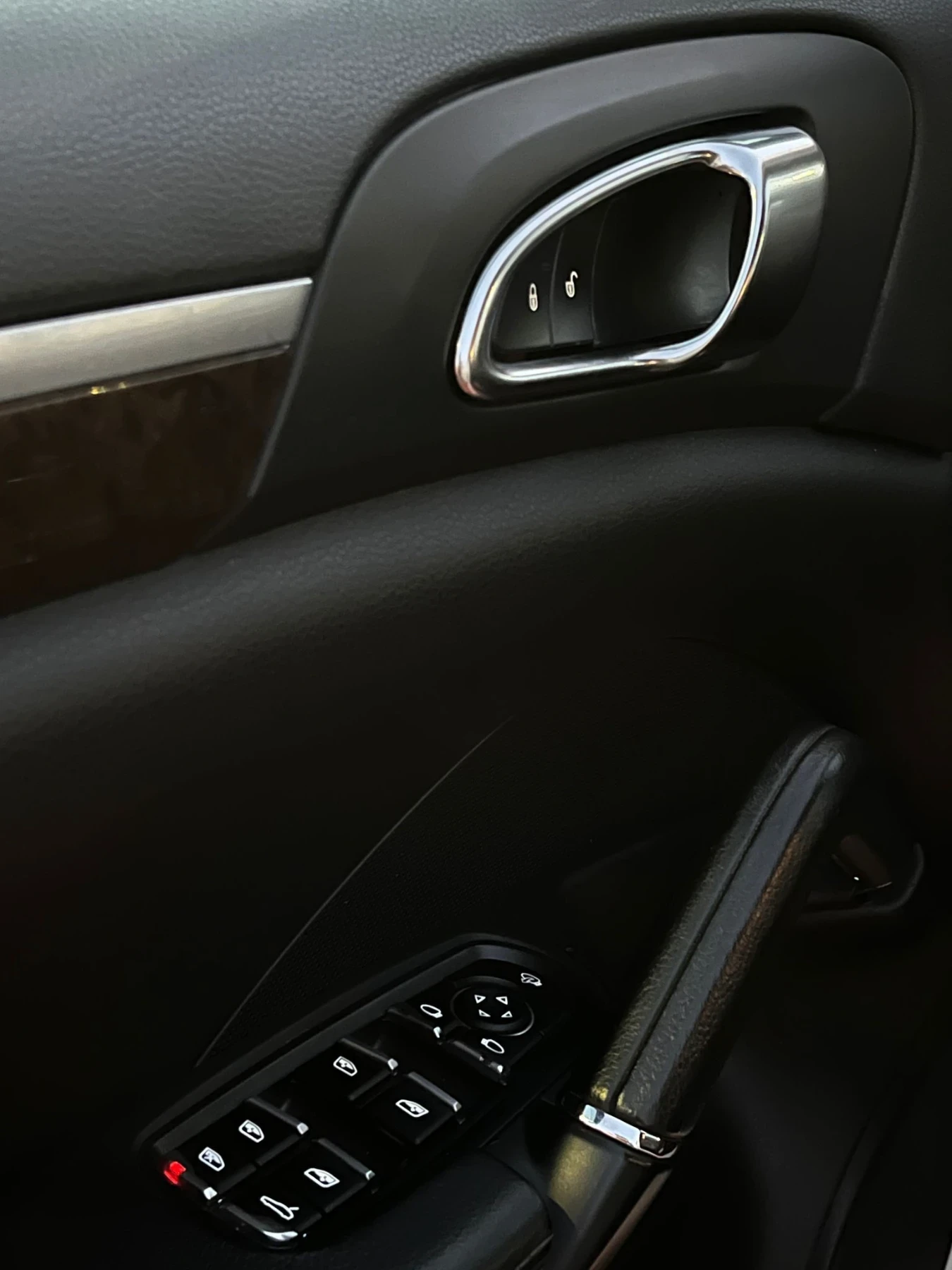 Porsche Cayenne 3.0 Diesel, снимка 13 - Автомобили и джипове - 54101635