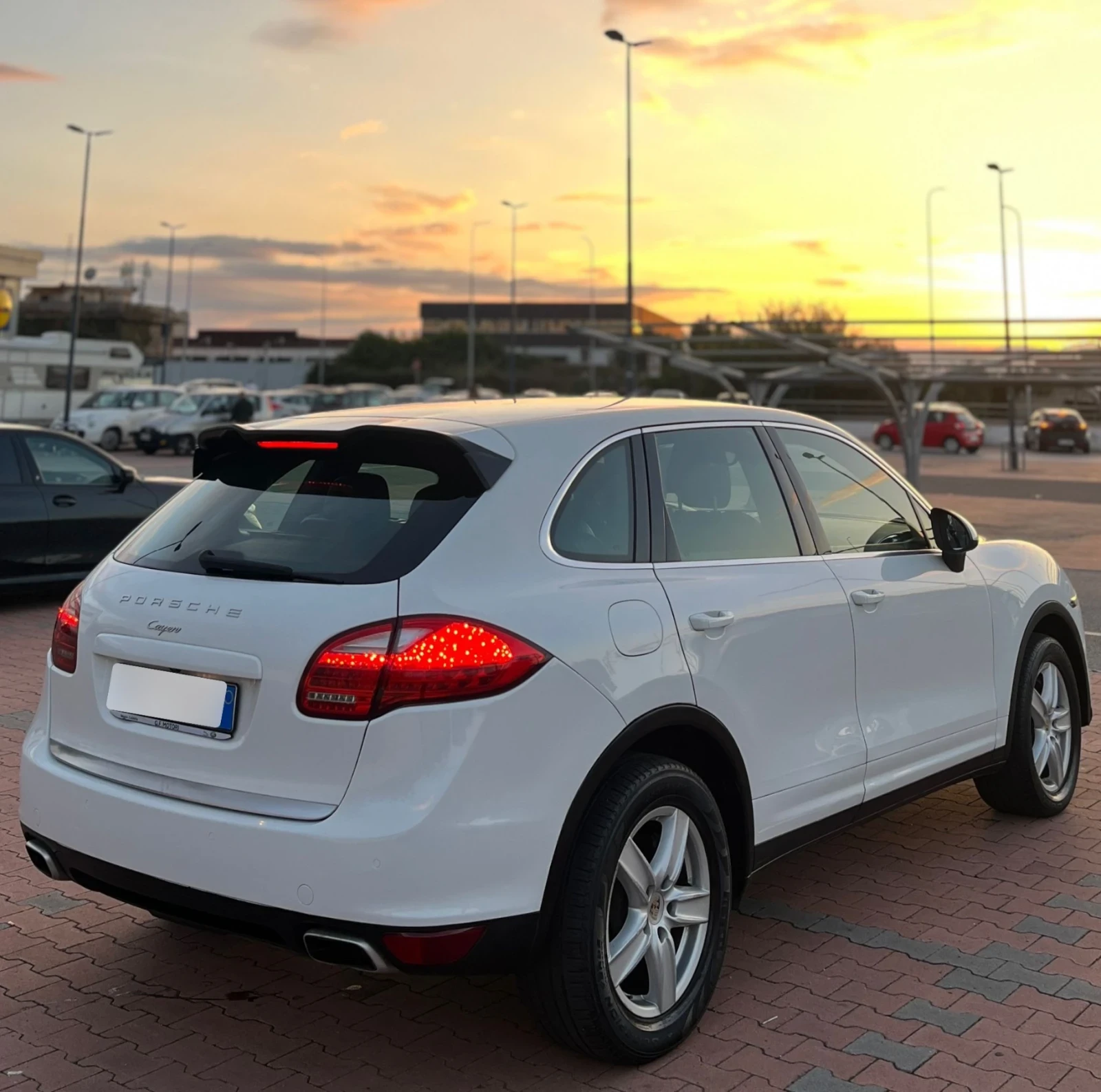 Porsche Cayenne 3.0 Diesel, снимка 6 - Автомобили и джипове - 54101635