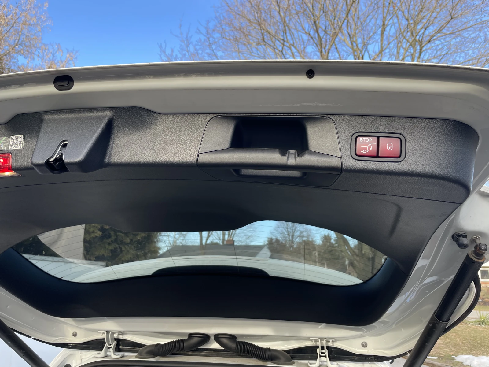 Mercedes-Benz GLB 250, снимка 9 - Автомобили и джипове - 54222095