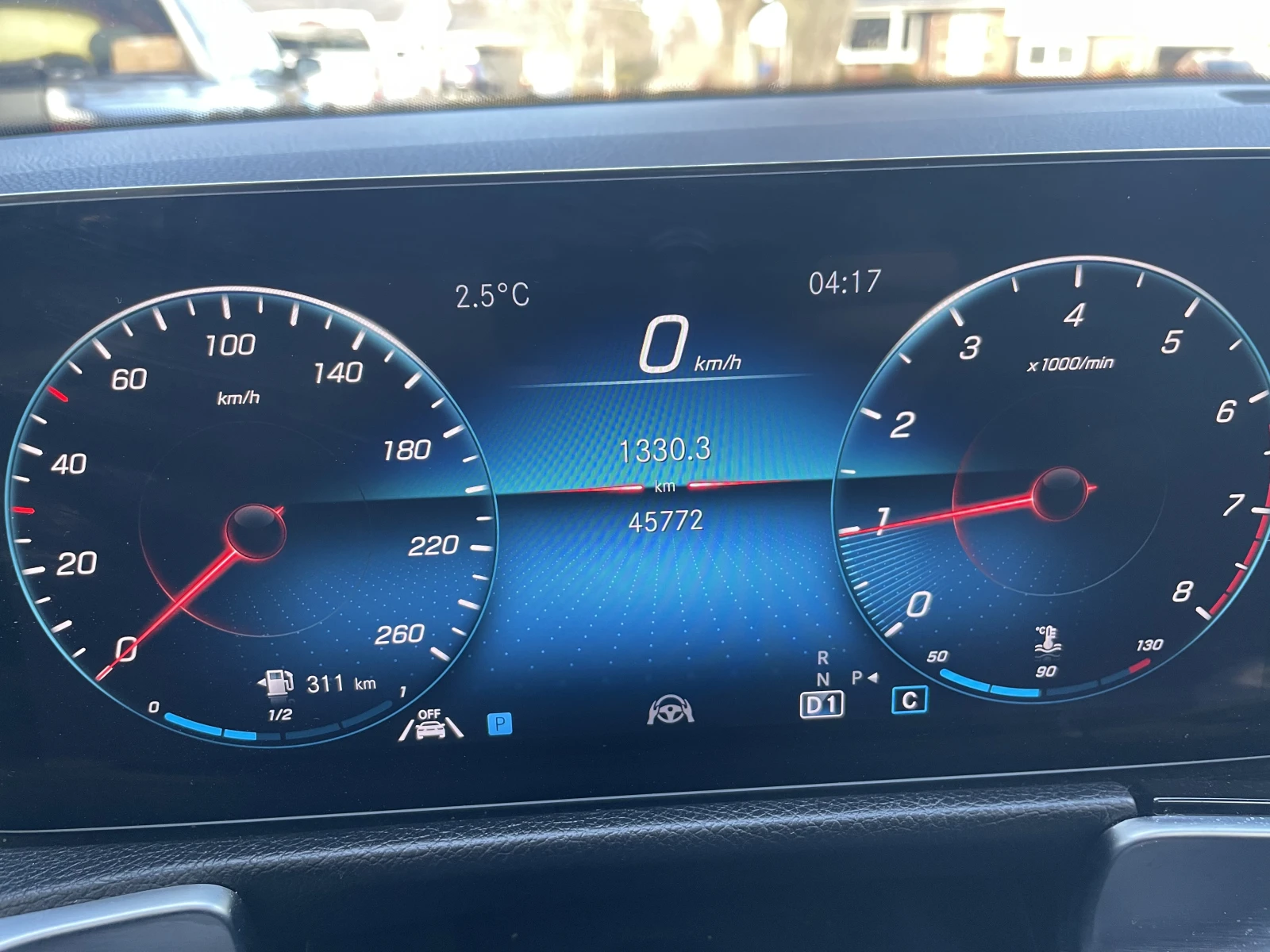 Mercedes-Benz GLB 250, снимка 4 - Автомобили и джипове - 54222095