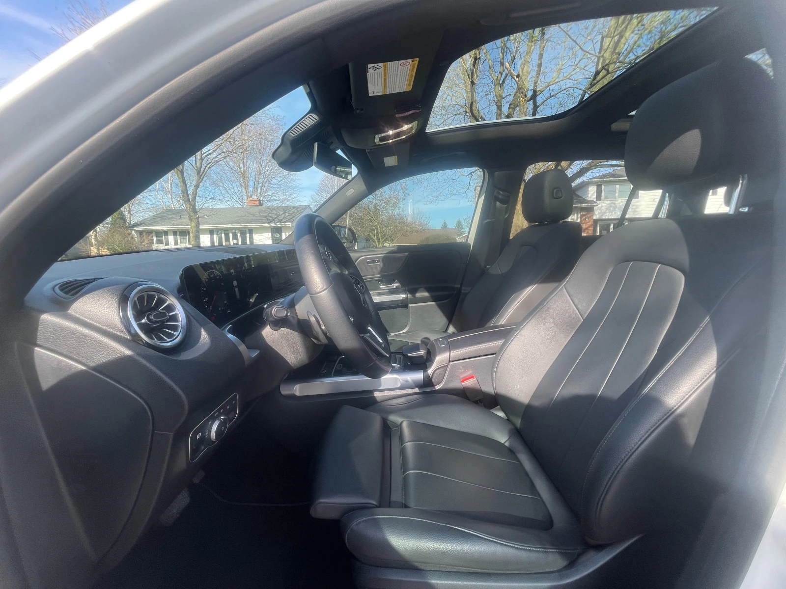 Mercedes-Benz GLB, снимка 9 - Автомобили и джипове - 54222095