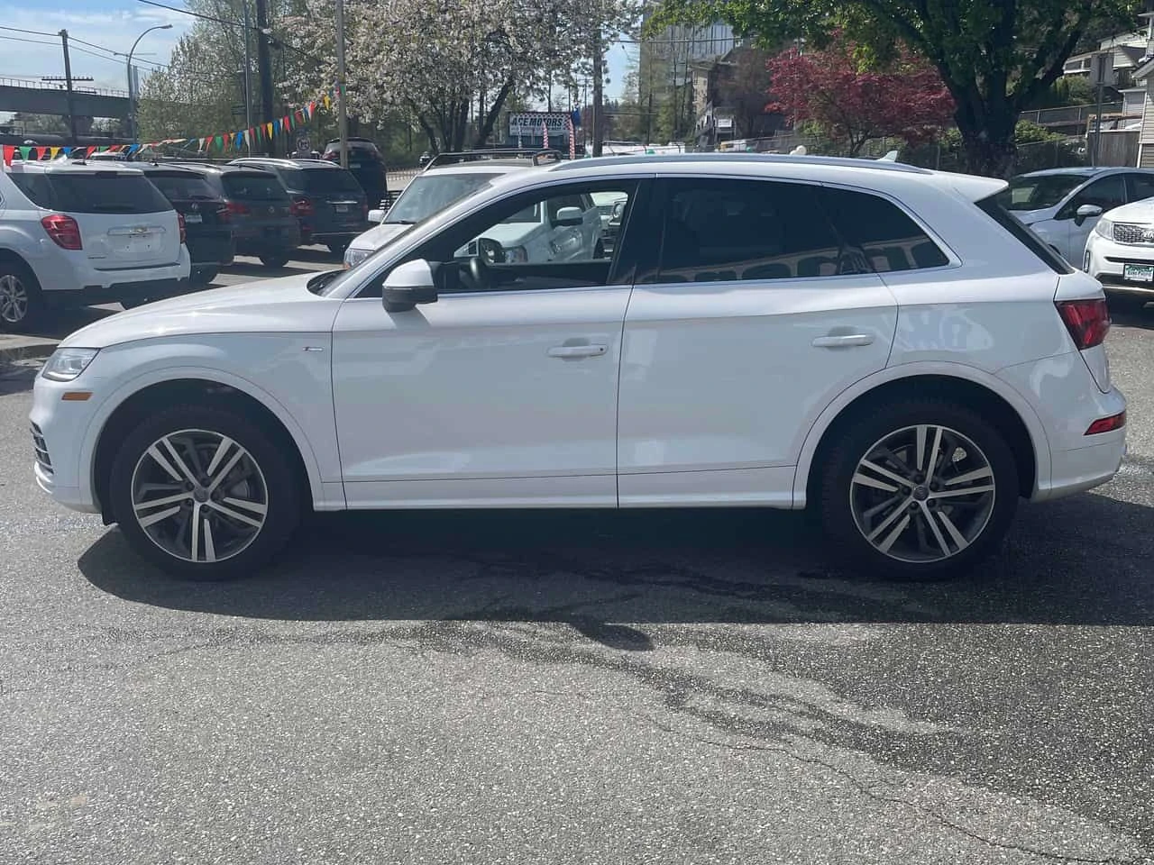 Audi Q5 * Progressiv * KEYLESS * ПОДГРЕВ * ПАНОРАМА * , снимка 2 - Автомобили и джипове - 54259942