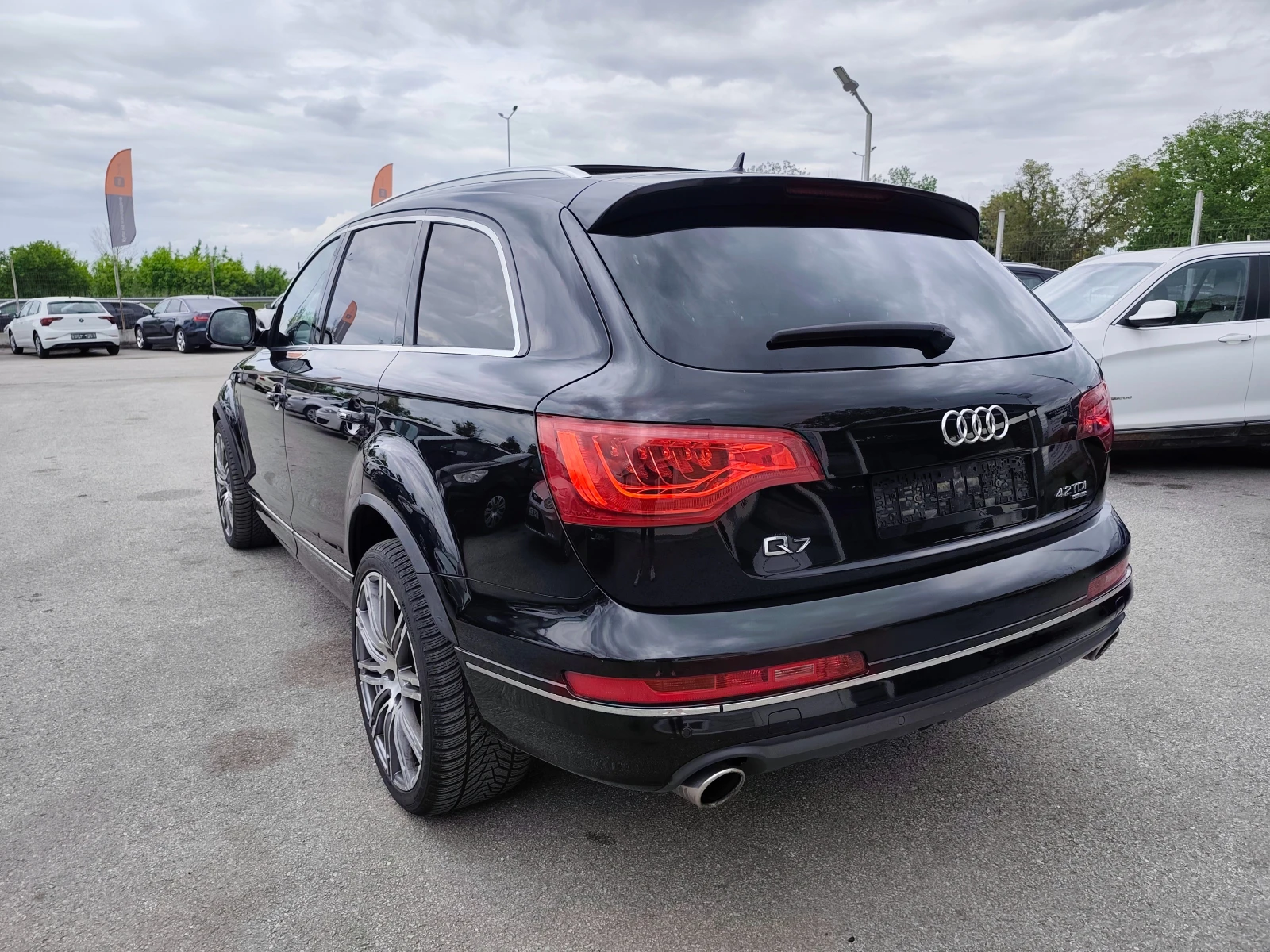 Audi Q7 V8 FACE LIFT 7 МЕСТА, снимка 4 - Автомобили и джипове - 54496907
