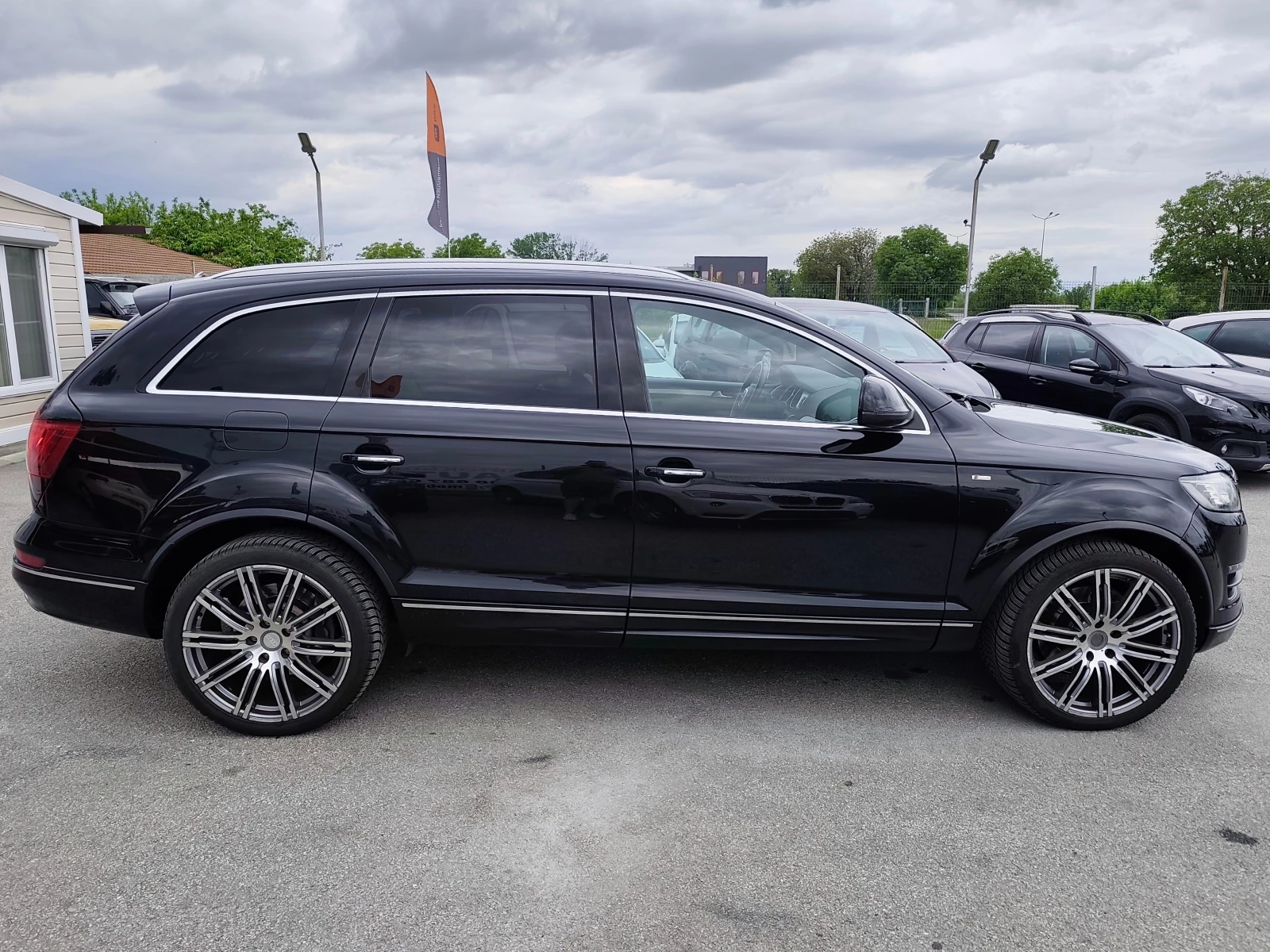 Audi Q7 V8 FACE LIFT 7 МЕСТА, снимка 2 - Автомобили и джипове - 54496907