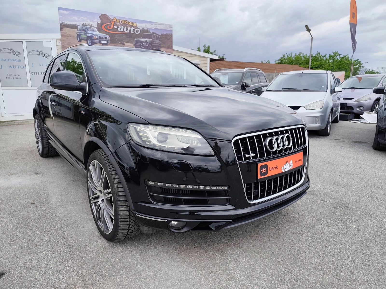 Audi Q7 V8 FACE LIFT 7 МЕСТА