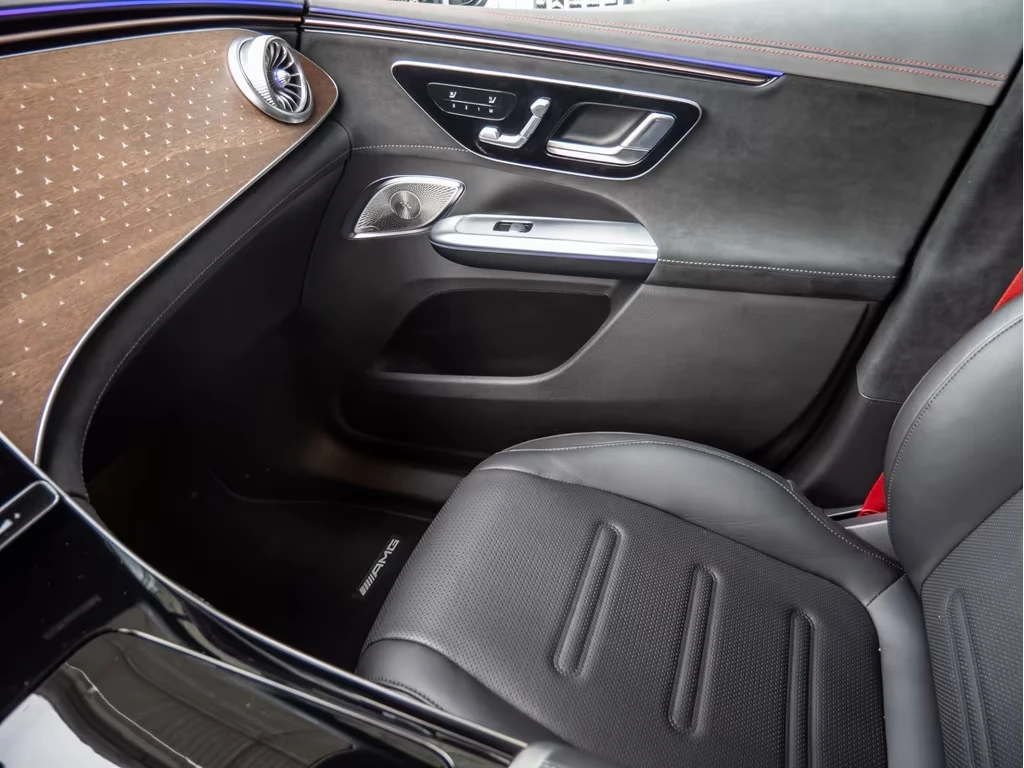 Mercedes-Benz EQE 53 AMG SUV PANORAMA AMG-RIDE-CONTROL BURMESTER , снимка 7 - Автомобили и джипове - 55034913