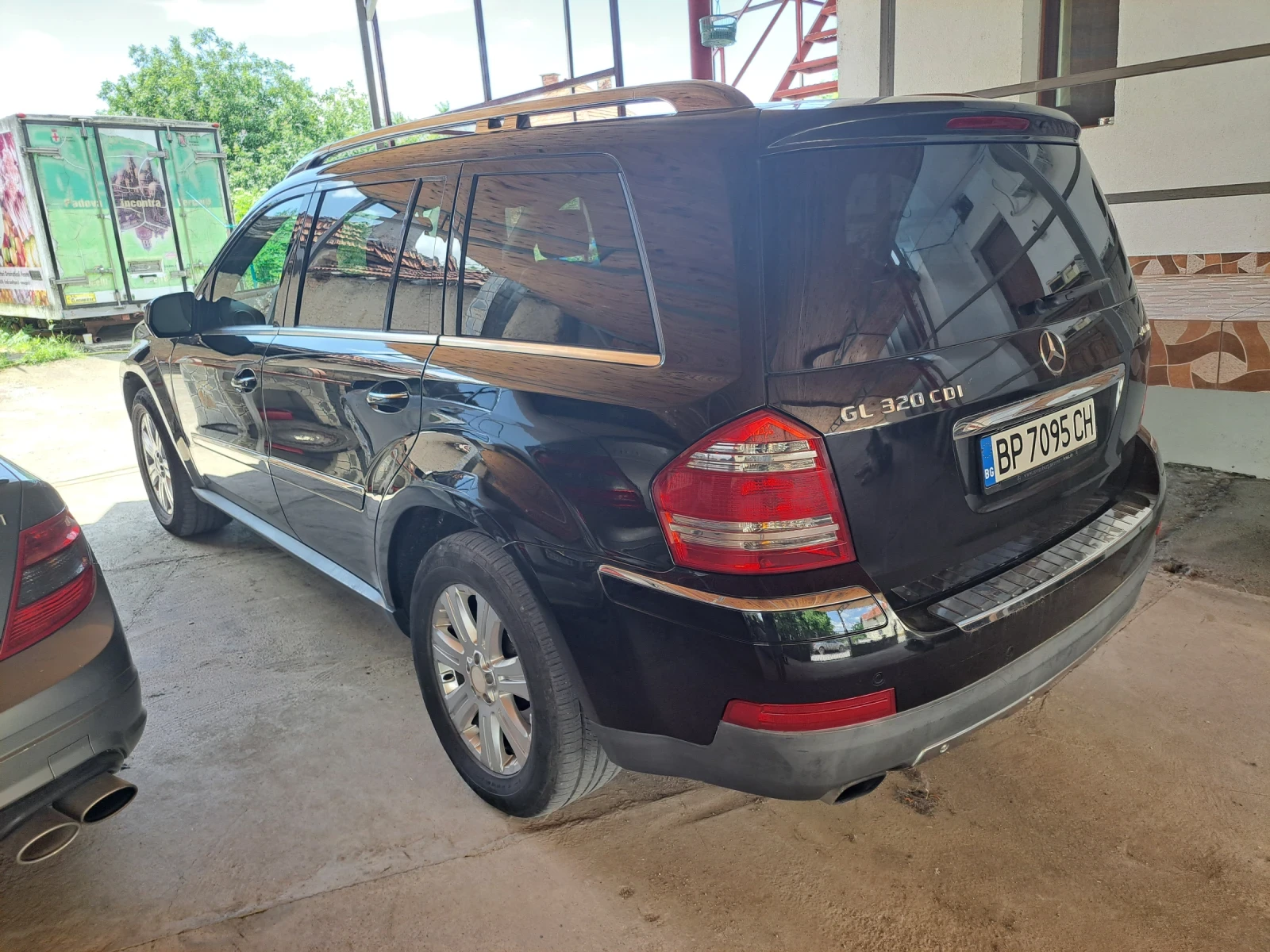 Mercedes-Benz GL 320, снимка 3 - Автомобили и джипове - 55206531