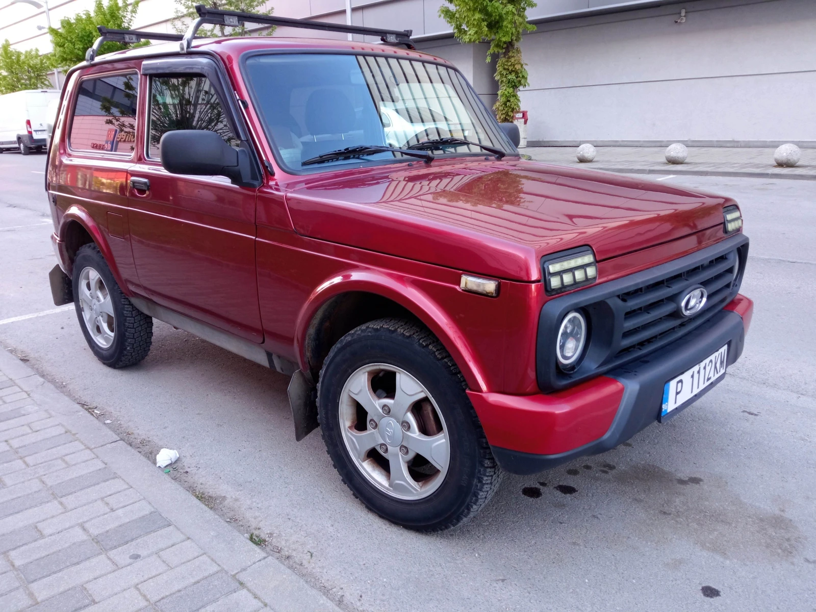 Lada Urban, снимка 3 - Автомобили и джипове - 56068042