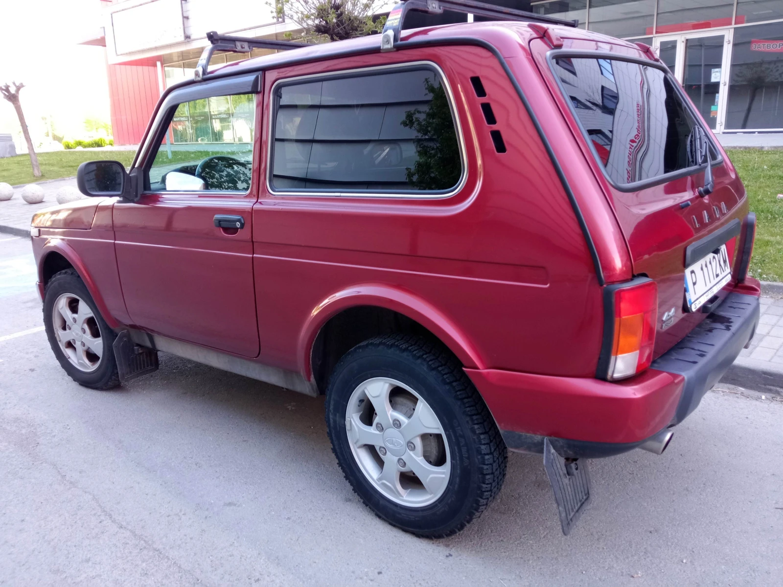Lada Urban, снимка 5 - Автомобили и джипове - 56068042