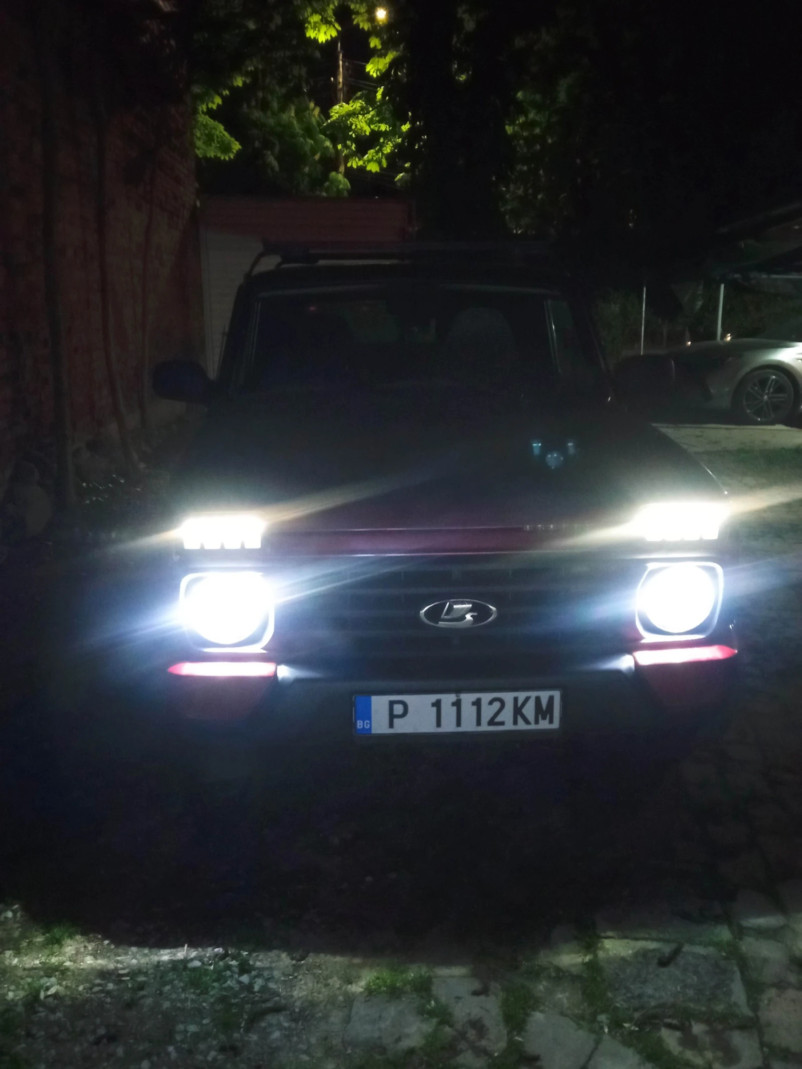 Lada Urban, снимка 12 - Автомобили и джипове - 56068042