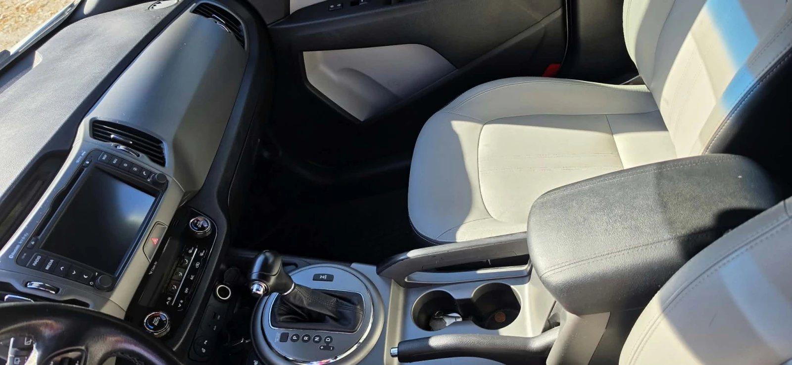 Kia Sportage 2.0CRDI REBEL, снимка 4 - Автомобили и джипове - 56337381