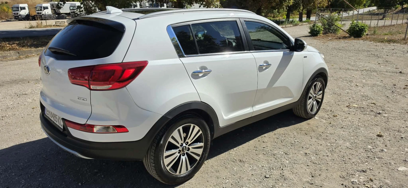 Kia Sportage 2.0CRDI REBEL, снимка 10 - Автомобили и джипове - 56337381