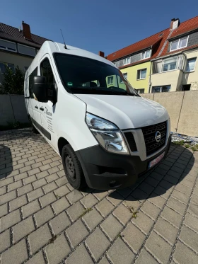  Nissan NV400