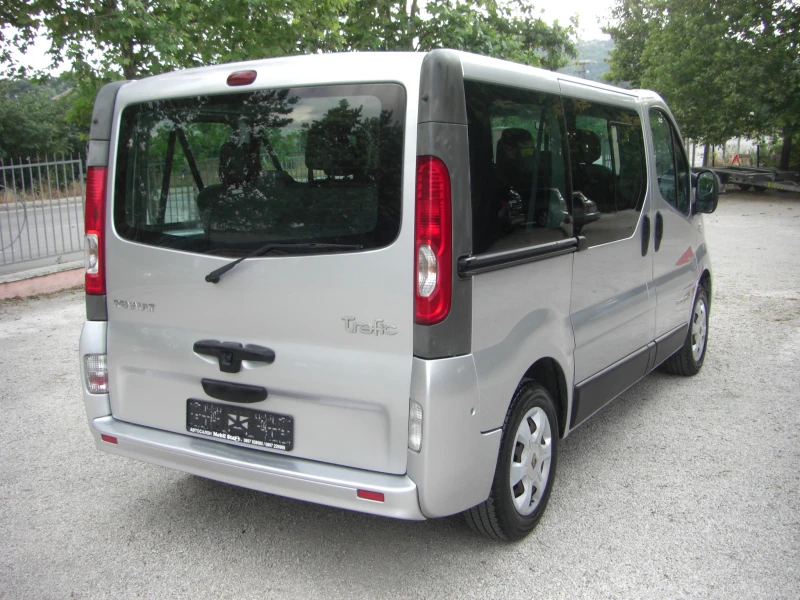 Renault Trafic 2.0dci 6ck. 9MECTA, снимка 5 - Бусове и автобуси - 51061197