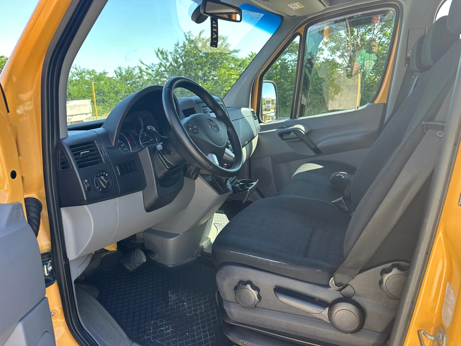 Mercedes-Benz Sprinter 319 ПЪТНИЧЕСКИ, снимка 10 - Бусове и автобуси - 54725041