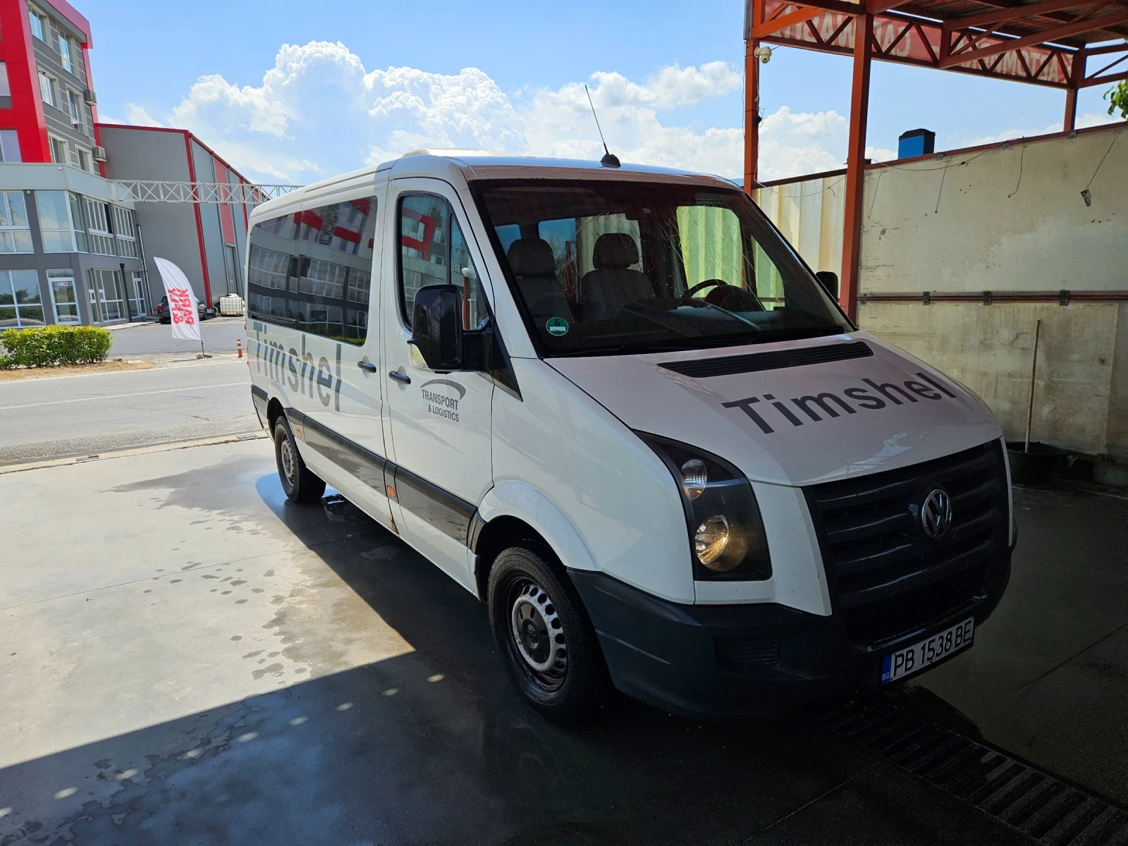 VW Crafter, снимка 2 - Бусове и автобуси - 55850907