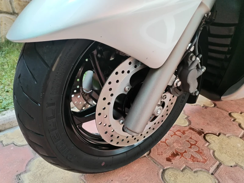 Yamaha Majesty 400i ПЕРФЕКТЕН!!! , снимка 10 - Мотоциклети и мототехника - 52022234