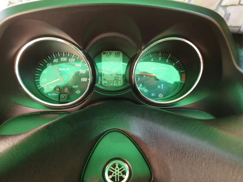 Yamaha Majesty 400i ПЕРФЕКТЕН!!! , снимка 15 - Мотоциклети и мототехника - 52022234