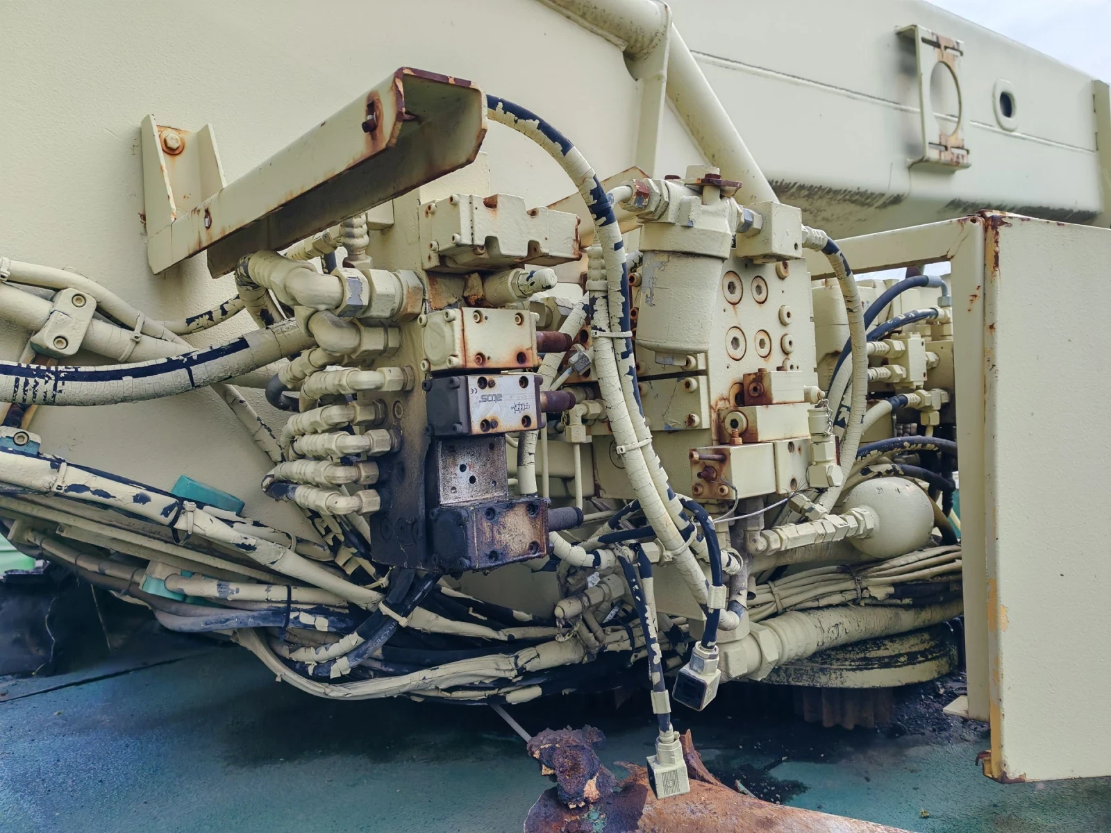 Автокран Друга марка Либхер 1025, снимка 6 - Индустриална техника - 54088330