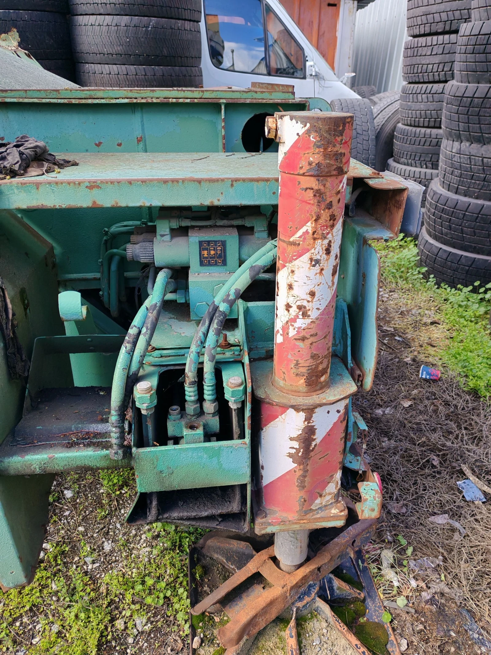 Автокран Друга марка Либхер 1025, снимка 7 - Индустриална техника - 54088330