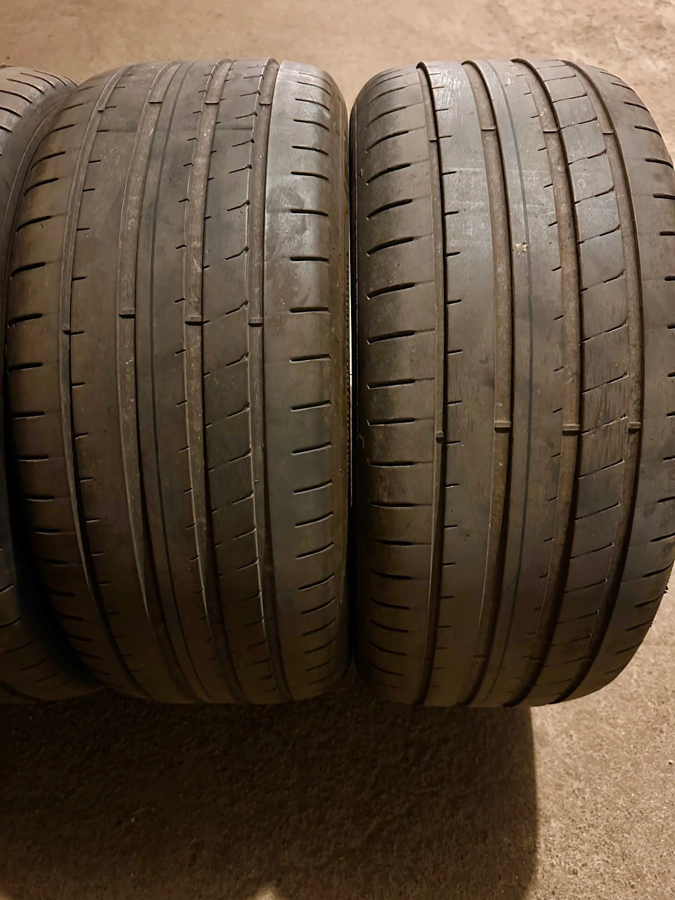 Гуми Летни 245/45R18, снимка 2 - Гуми и джанти - 54612118