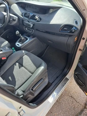 Renault Grand scenic 1, 2 TCE 6+ 1/Bose Edition/Navi, снимка 15