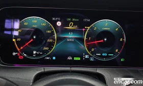 Mercedes-Benz E 300 4MATIC Coupe, снимка 9