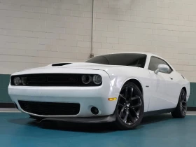 Dodge Challenger R/T, снимка 2