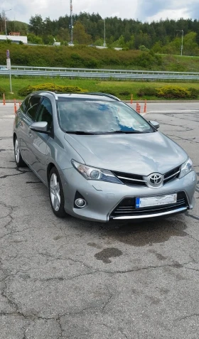 Обява за продажба на Toyota Auris 2.0 D-4D 124к.с. НАВИ/КАМЕРА/ПАНОРАМА ~15 900 лв. - изображение 1