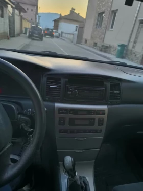 Toyota Corolla 2.0, снимка 6 - Автомобили и джипове - 53649813