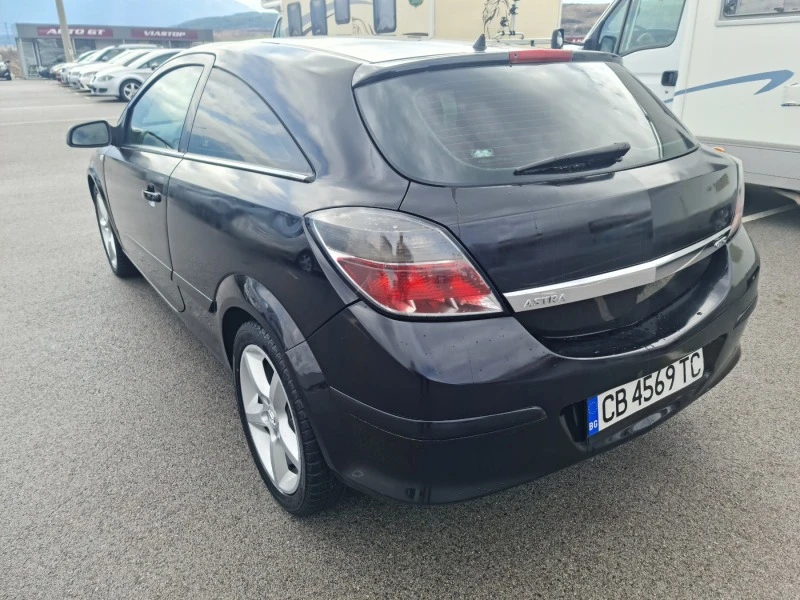 Opel Astra 1.7d   GTC, снимка 4 - Автомобили и джипове - 46621467