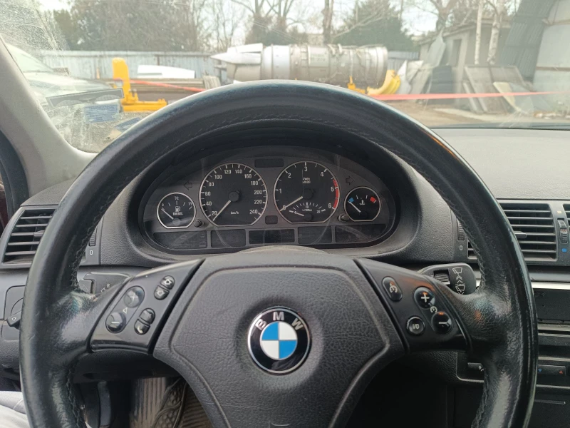 BMW 320, снимка 11 - Автомобили и джипове - 47994854