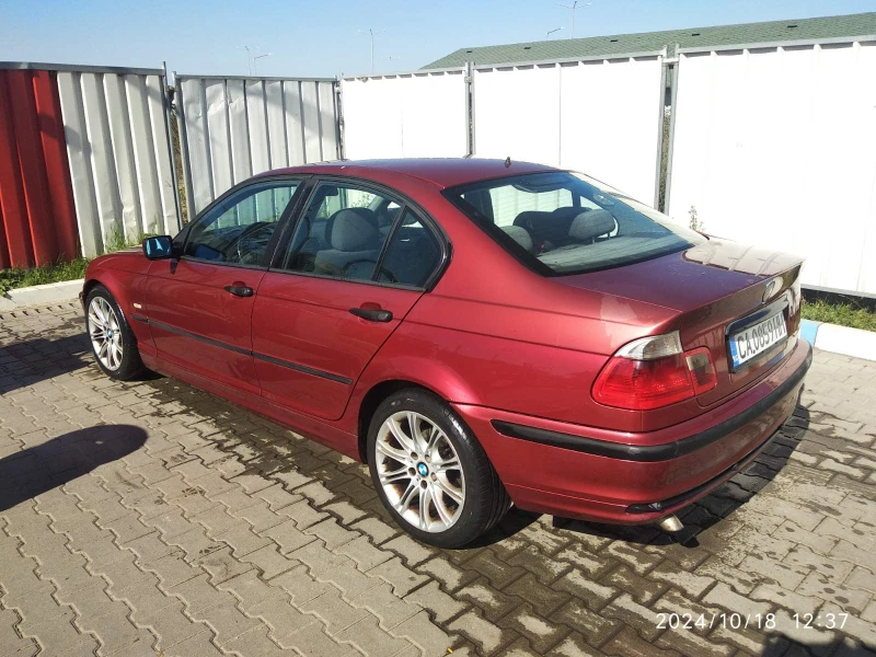 BMW 320, снимка 10 - Автомобили и джипове - 47994854