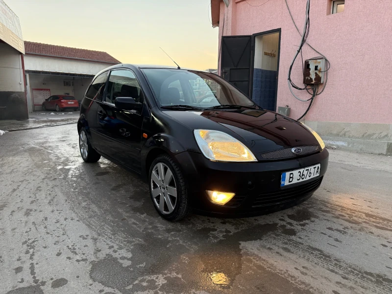 Ford Fiesta 1.4 TDCI Климатик Всичко Платено, снимка 7 - Автомобили и джипове - 49379363