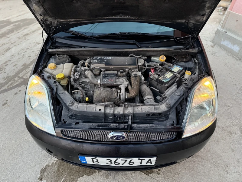 Ford Fiesta 1.4 TDCI Климатик Всичко Платено, снимка 15 - Автомобили и джипове - 49379363